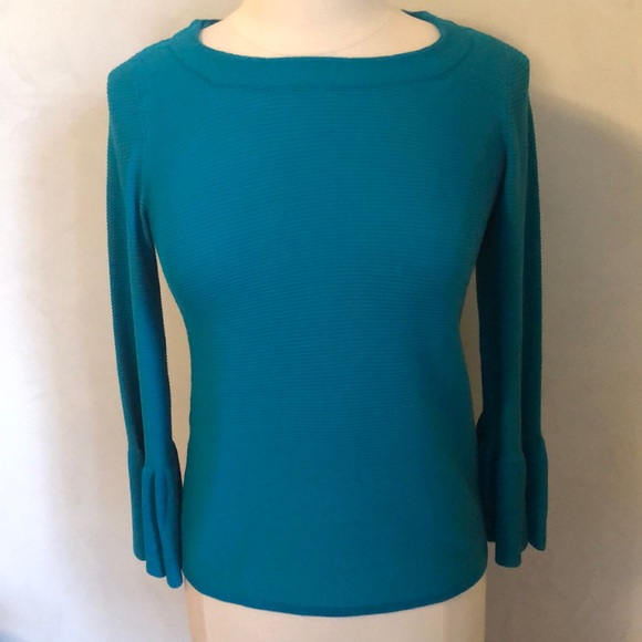 Cyrus Sweaters - Cyrus Teal lightweight sweater top w/3/4 sleeves & ruffles Size Medium